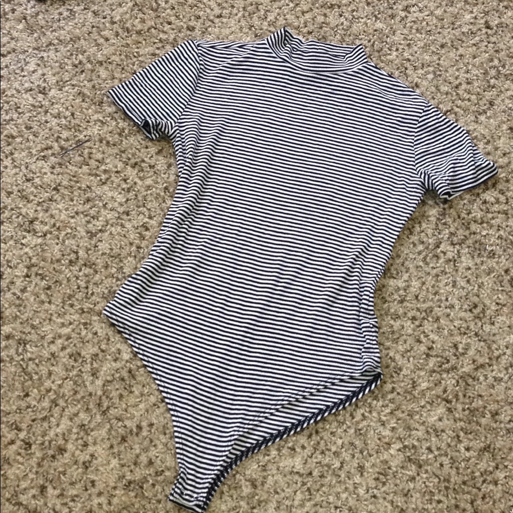 Black&White striped one piece